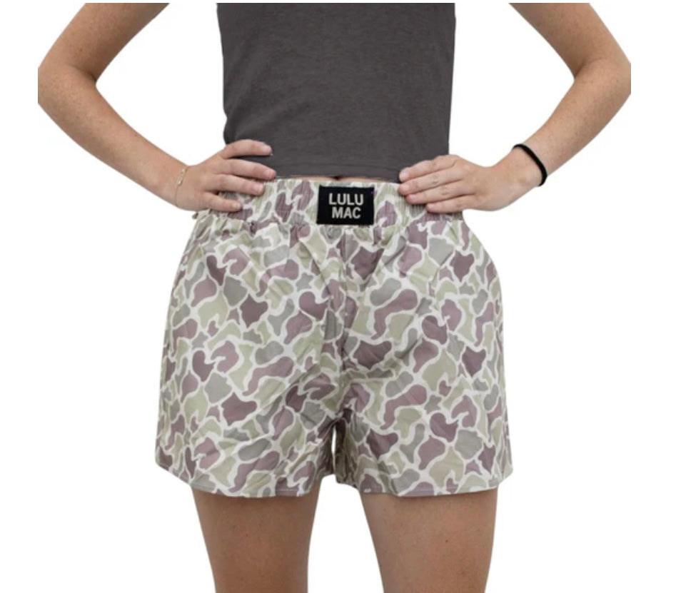 LULU MAC Shorts
