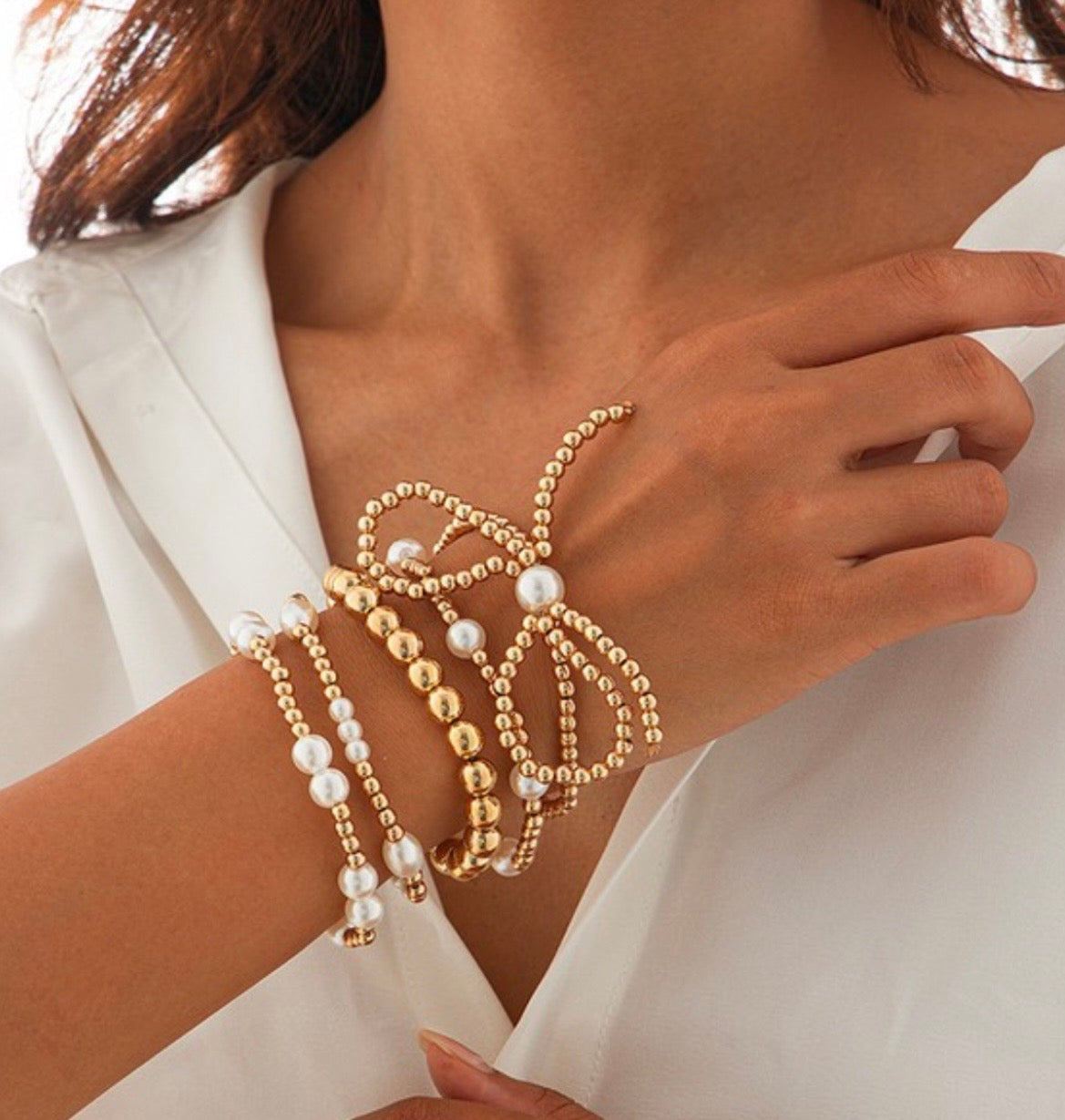 Multi Pearl Bow Bracelet