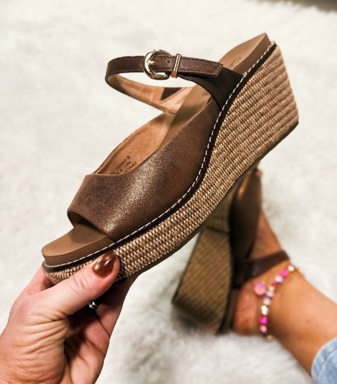 Corky’s Bronze Treat Yourself Wedges