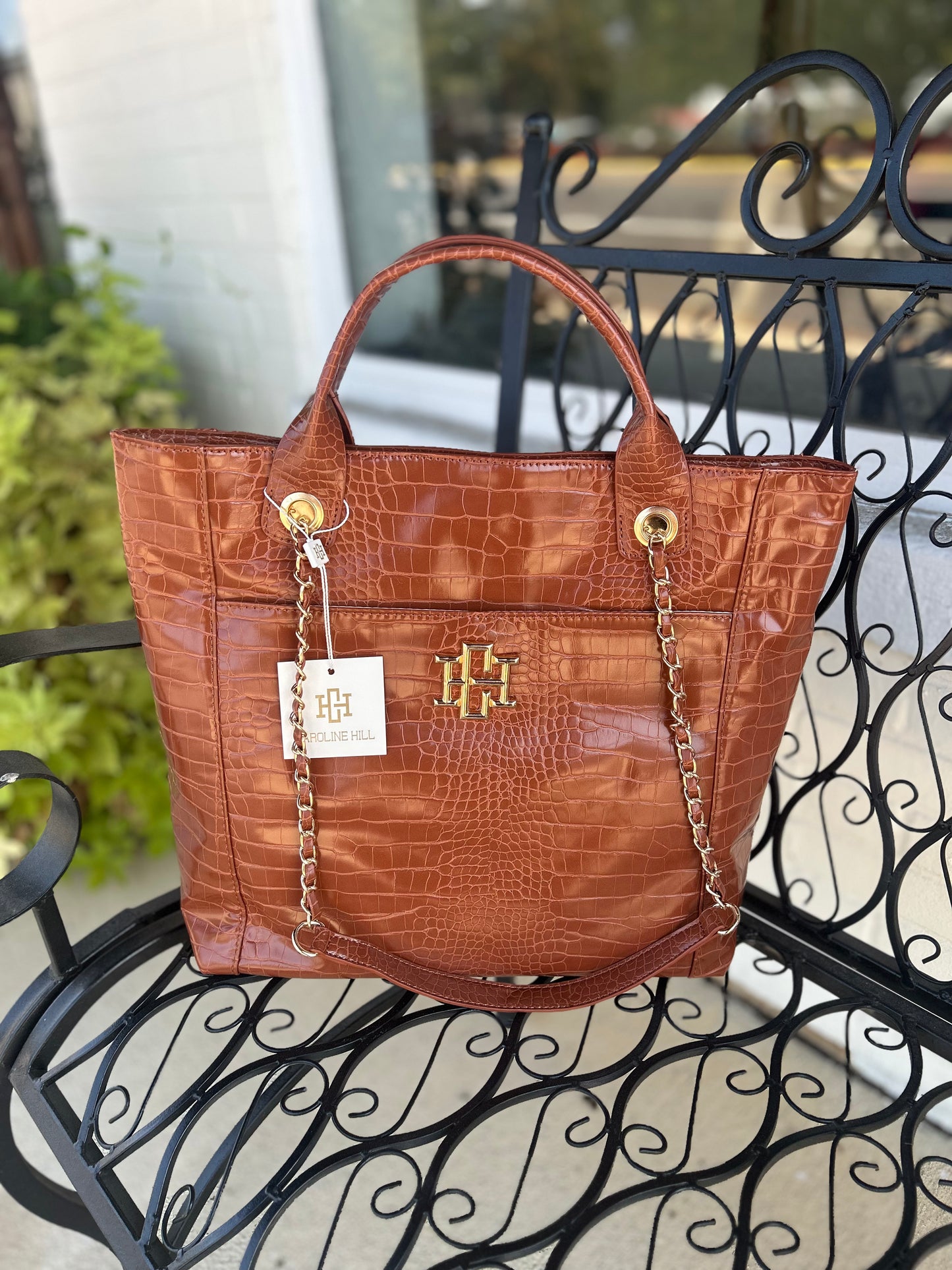 Caroline Hill Kinzley Tote- 2 Colors