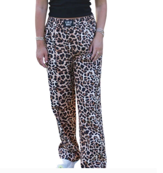 Lulu MAC Leopard Pants